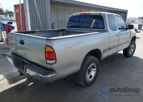 2001 Toyota Tundra Sr5 z USA, uszkodzony, nr VIN 5TBRN34121S142919